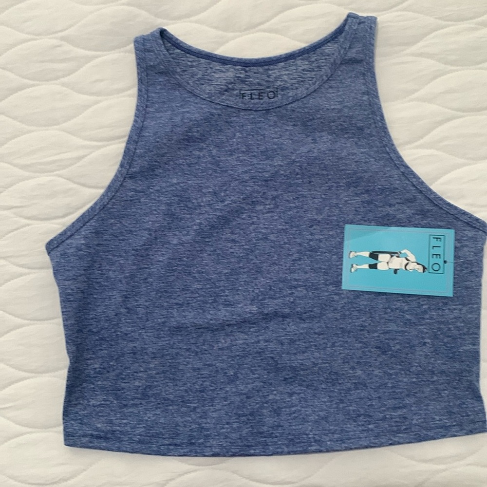 New FLEO top